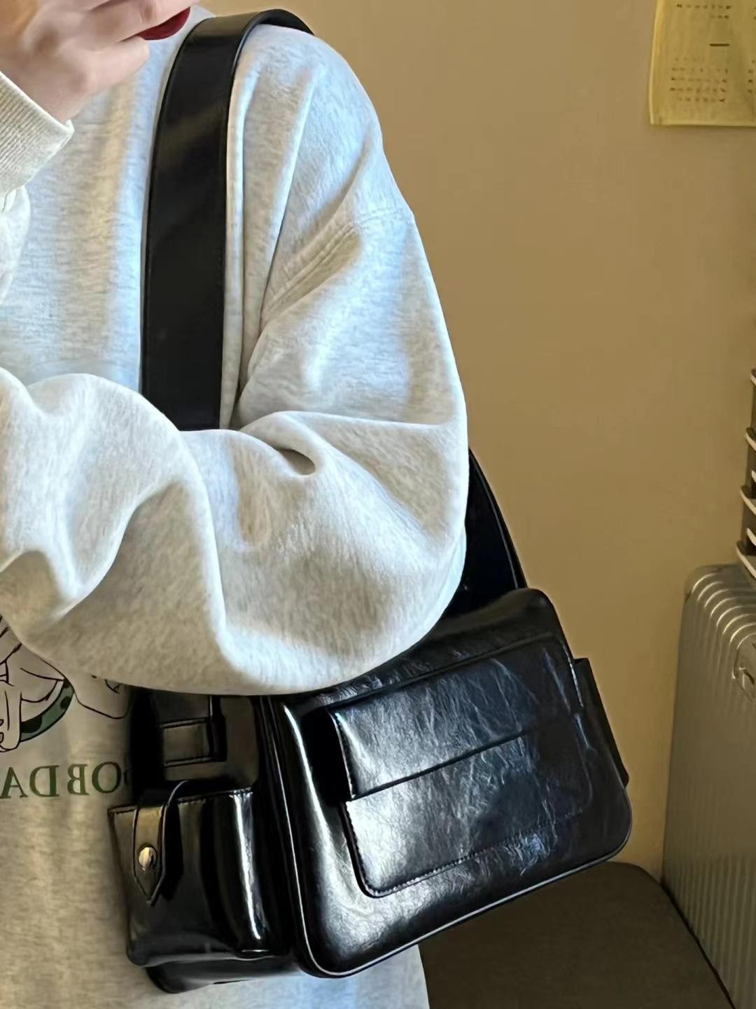 

Korean version bag women s 2025 new niche bow tote bag summer large-capacity canvas bag cute shoulder bag чёрный