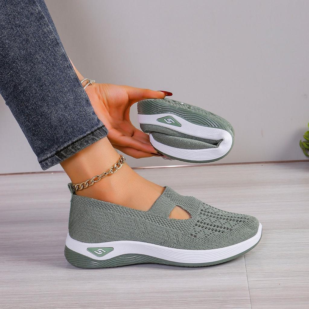 Spring and Summer Large Size Casual Comfortable Ladies Cloth Shoes One Foot Stirrup Flyweave Mesh Shoes Women's Shoes