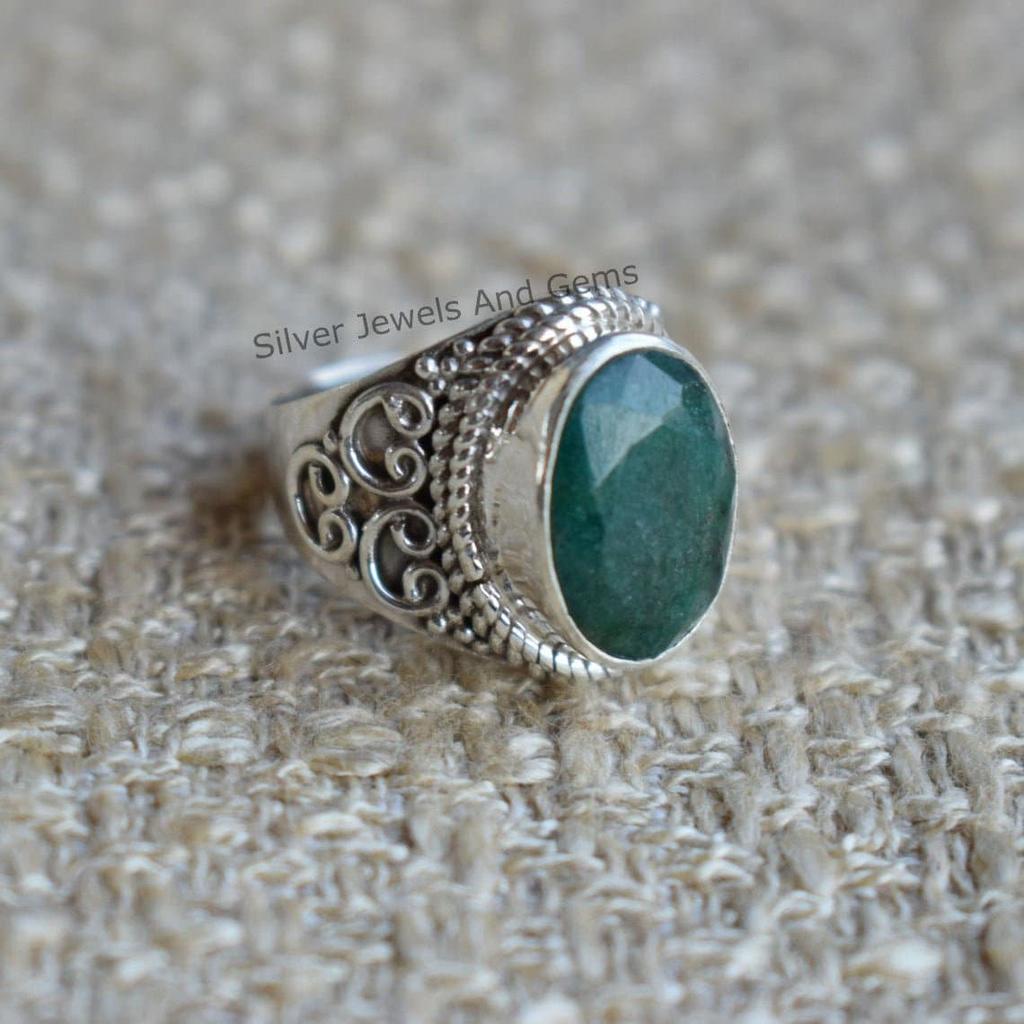 Emerald Gemstone Ring, Handmade 925 Sterling Silver Ring, May Birthstone Ring, Oval Emerald Designer Ring, Gift for her, Promise Ring