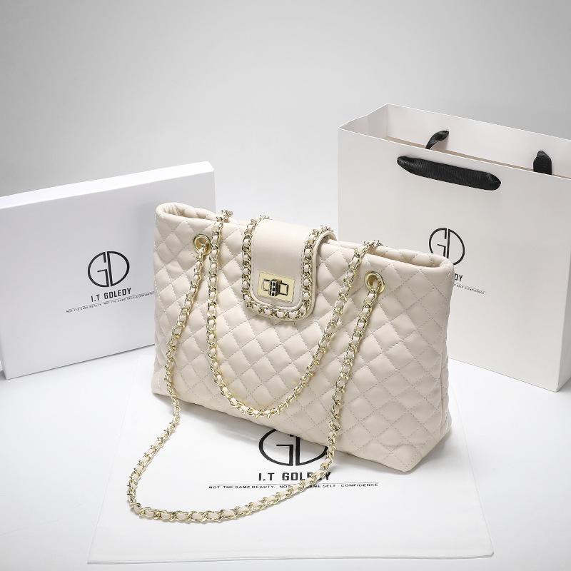 2022 Women's Genuine Leather Large Capacity Chain Tote Bag