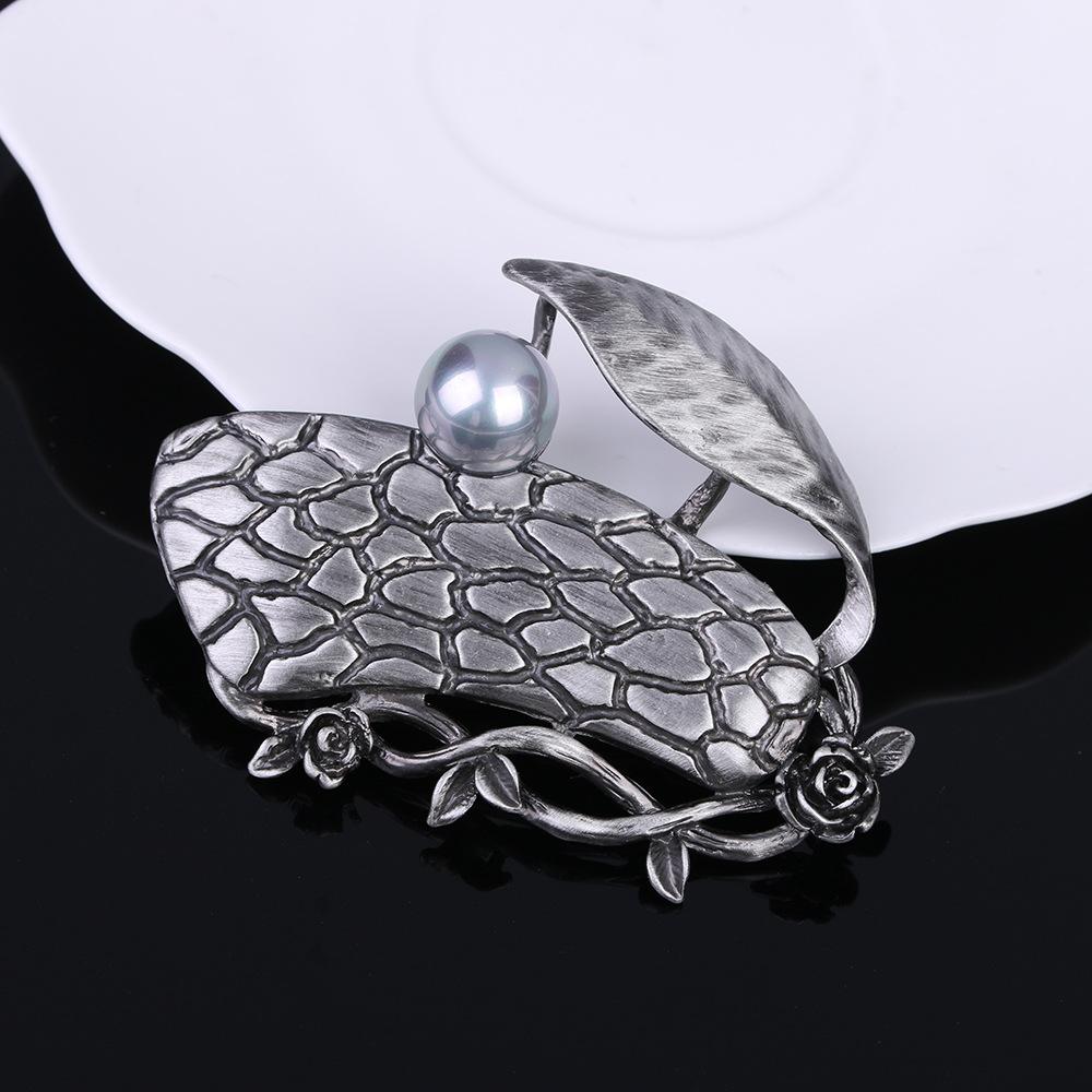 Vintage Alloy Brooch Premium Light Luxury Clothing Accessories Pins Jewelry Pearl Brooch