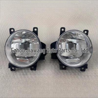 Światła zewnętrzne – Reflektory przednie