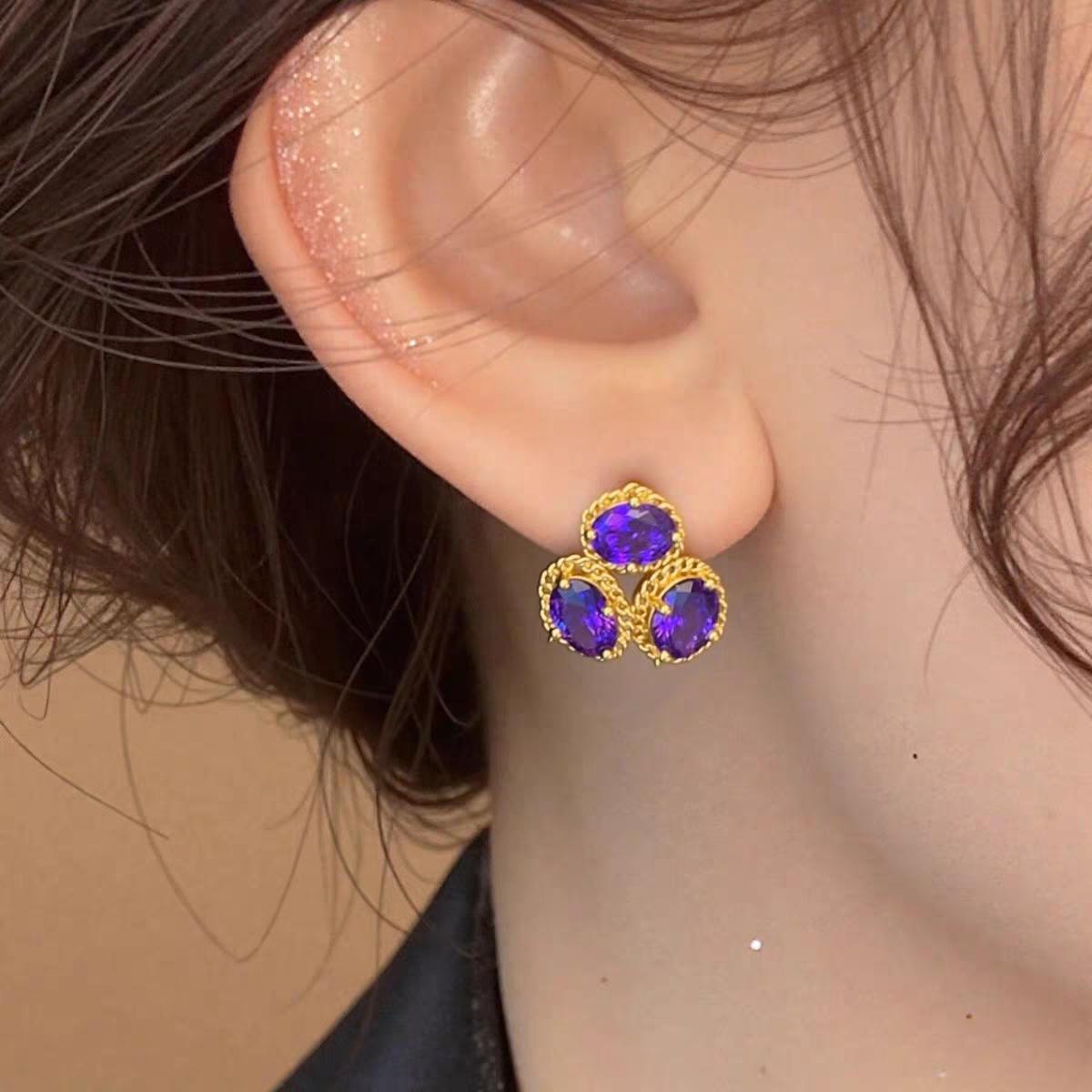 French Zirconia Flower Stud Earrings - Retro Style S925 Silver, Versatile Light Luxury Design for Women