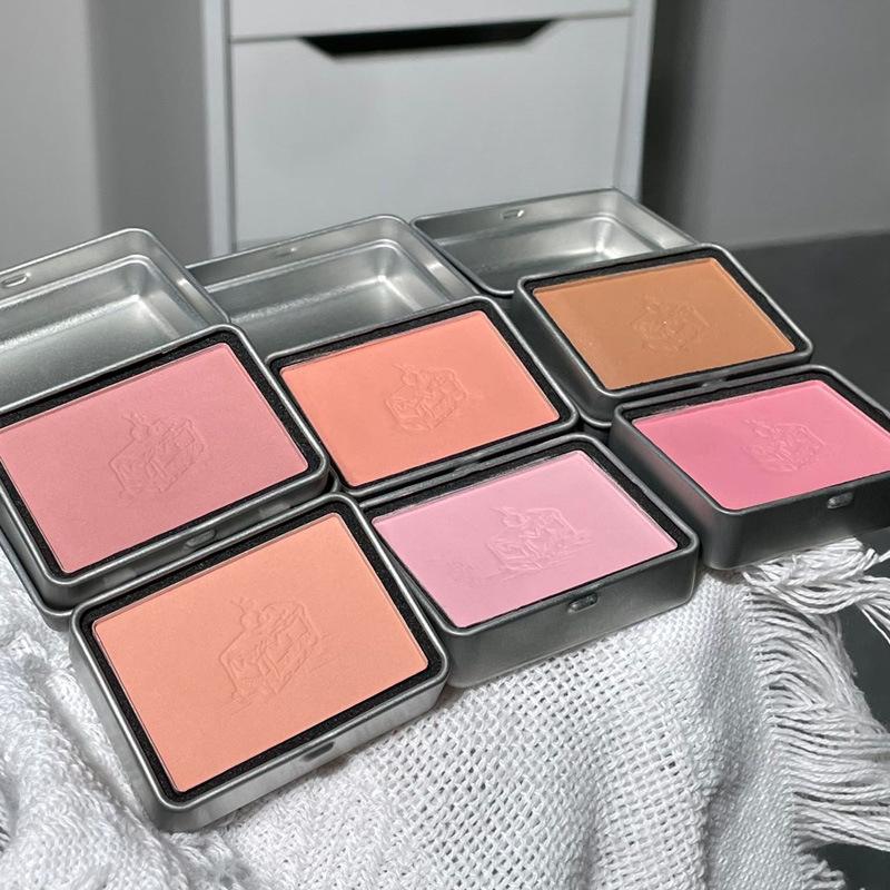 Kare Demir Kutu Allık Berrak ve Saf Kore Tatlı Kız Kardeş Yuanqi Doğal Uçmayan Pudra!