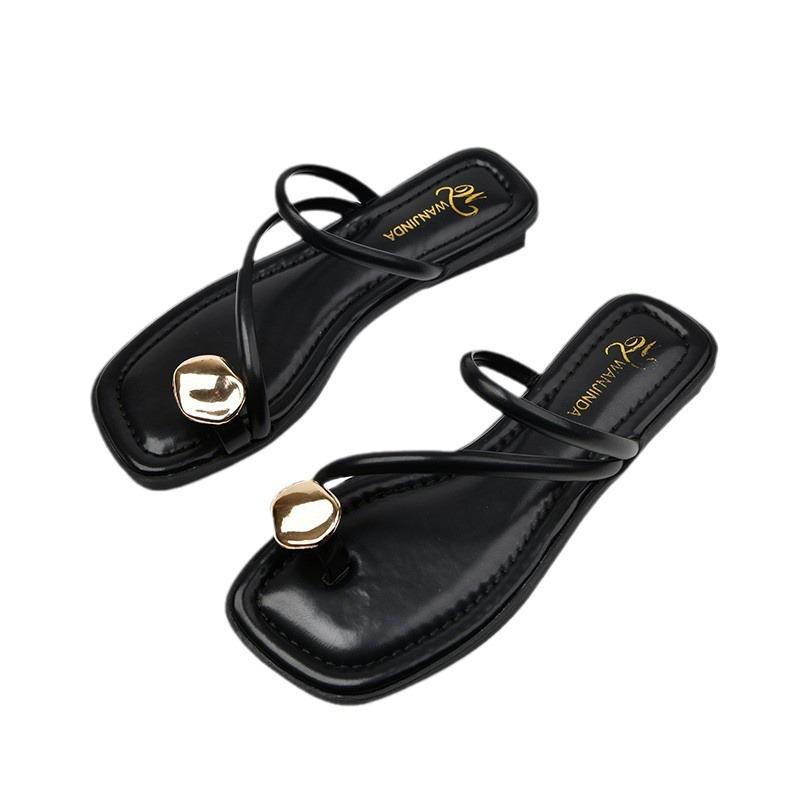 Női nyári új lábujjközös papucsok Divat Fém Női Papucs Alacsony Sarok Elegáns Papucsok Alkalmi Kültéri Strand Flip-Flop Zapatos