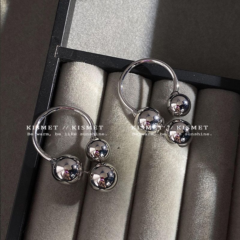 

Trendy European and American Style~ Exaggerated Silver Metal Earrings for Women, Unique, Simple, Cool Style Ear Studs, 2026 New Earrings Silver Metal Ball Earrings