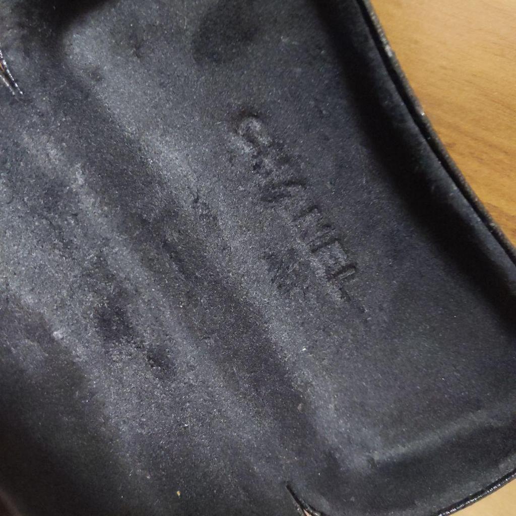 Used CHANEL 5238-A black sunglasses
