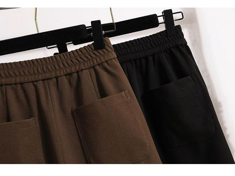 Women's Solid Color Half-Skirt with Pockets and Back Slit - Spring/Autumn Stylish, Elastic Waist, Mid-Length, Mature Style