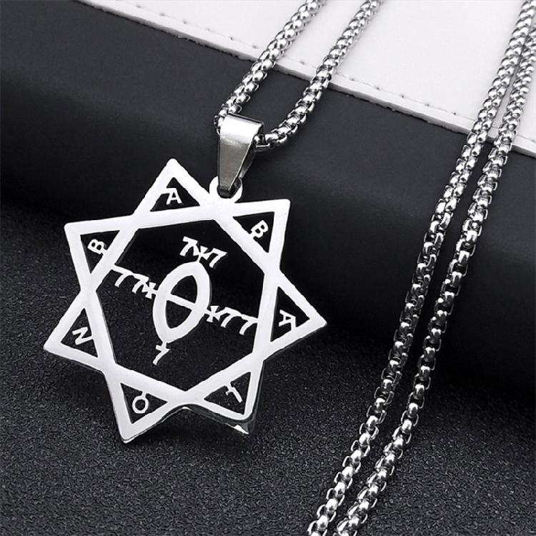 Modern Stainless Steel Necklace with Adjustable Chain Silver Pendant Decoration for Trendy and Quality Seekers