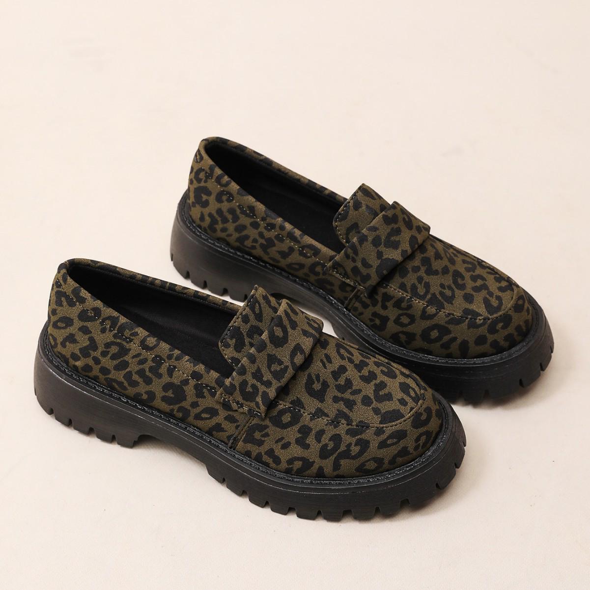 2025 Leopard Print British Style Plus Size Loafers: Fashionable Versatile Women s Flats Size 41