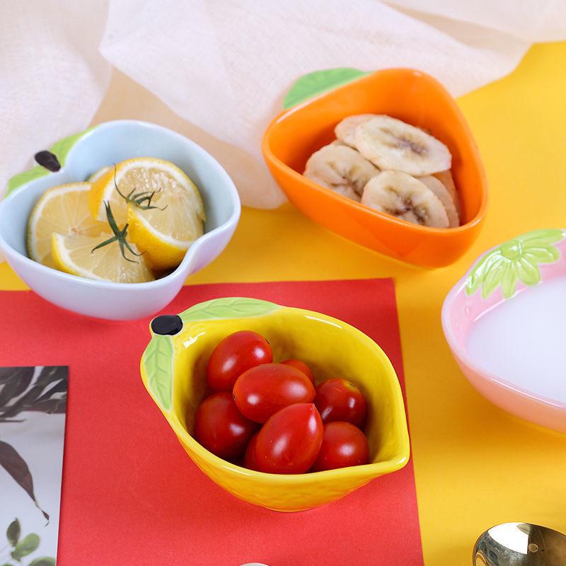 Creative Ceramic Multi-use Dipping Dish: Cute Fruit & Seasoning Tray for Soy Sauce, Vinegar, Hot Pot, and More.