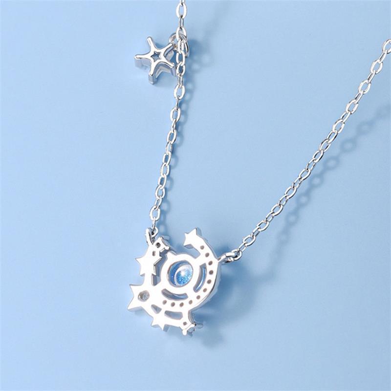 Exquisite Star and Moon Necklace: Women's High-End Summer Pendant with Versatile Design