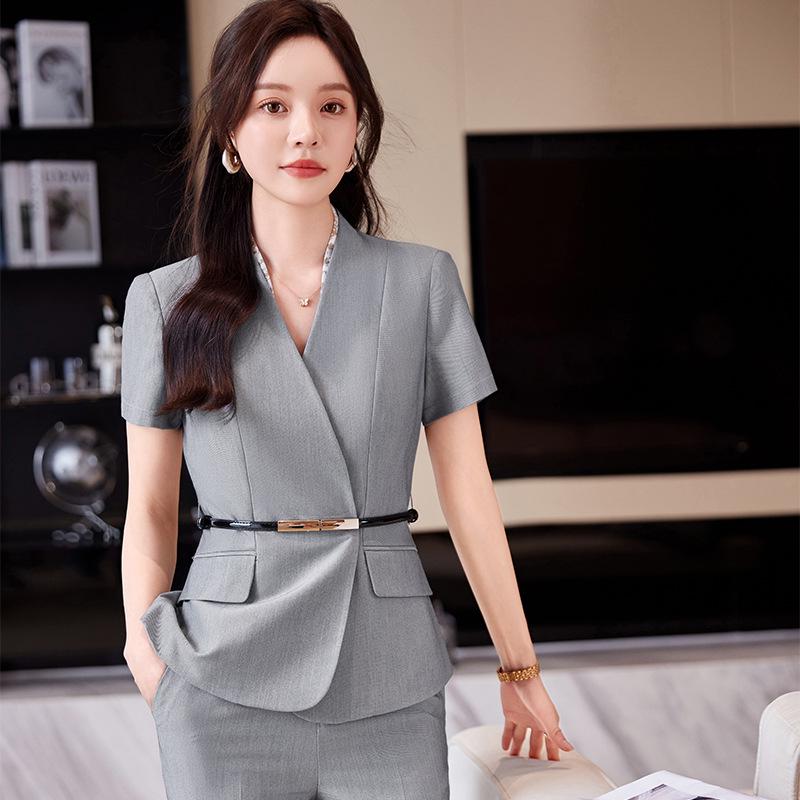 Women's Professional Goddess Style Suit: Fashionable Formal Workwear for Office and Business