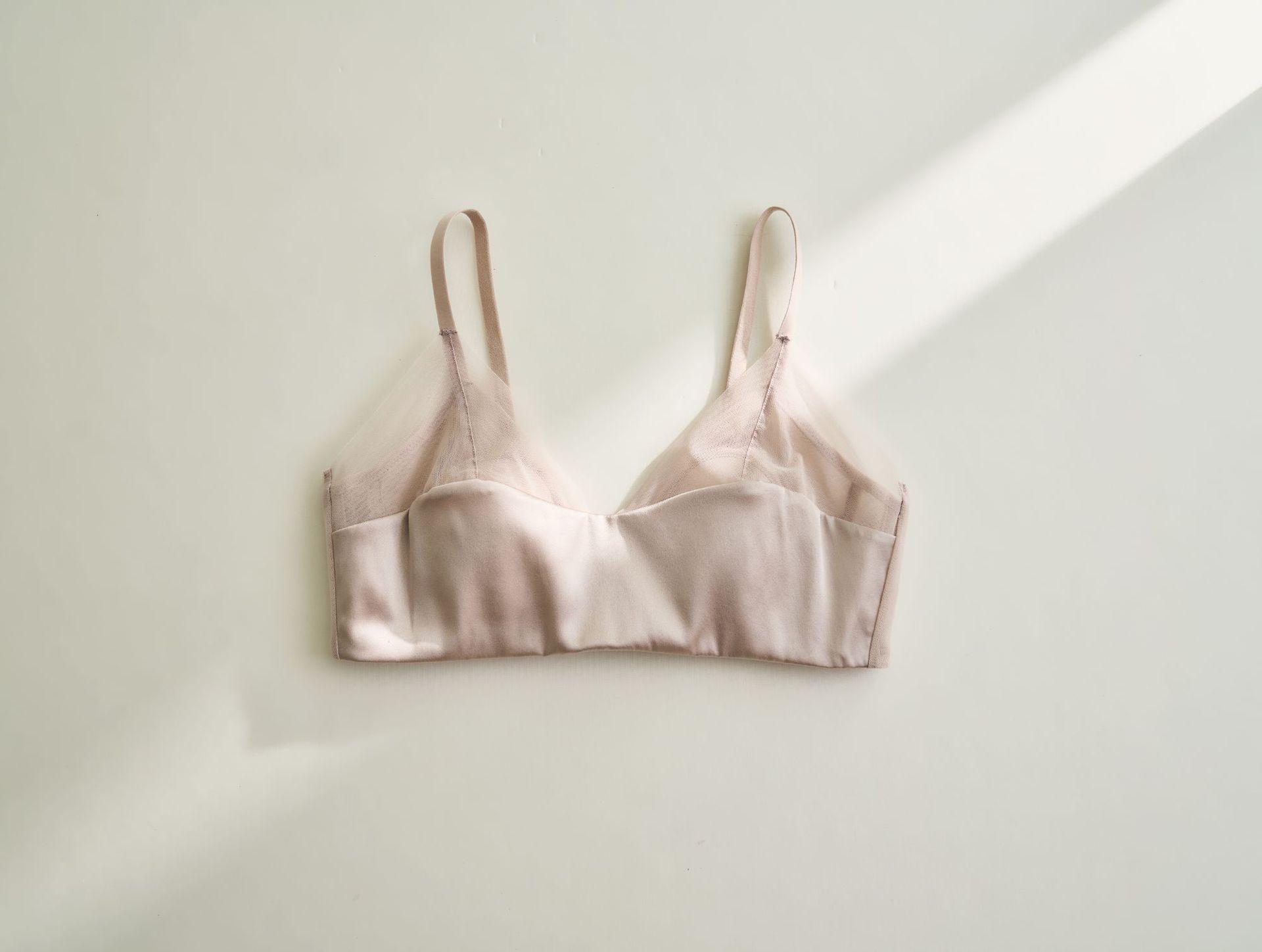 

Кружевной сетчатый бюстгальтер с вставками из шелкового сатина с ушками кролика - Без косточек, Дышащее французское шелковое белье для женщин L (80B) розовый цвет-серебро