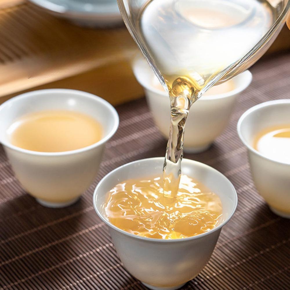 Yunnan Yiwu Aged Tree White Tea 2020 Spring New Arrival 330g/Cake More Steeping