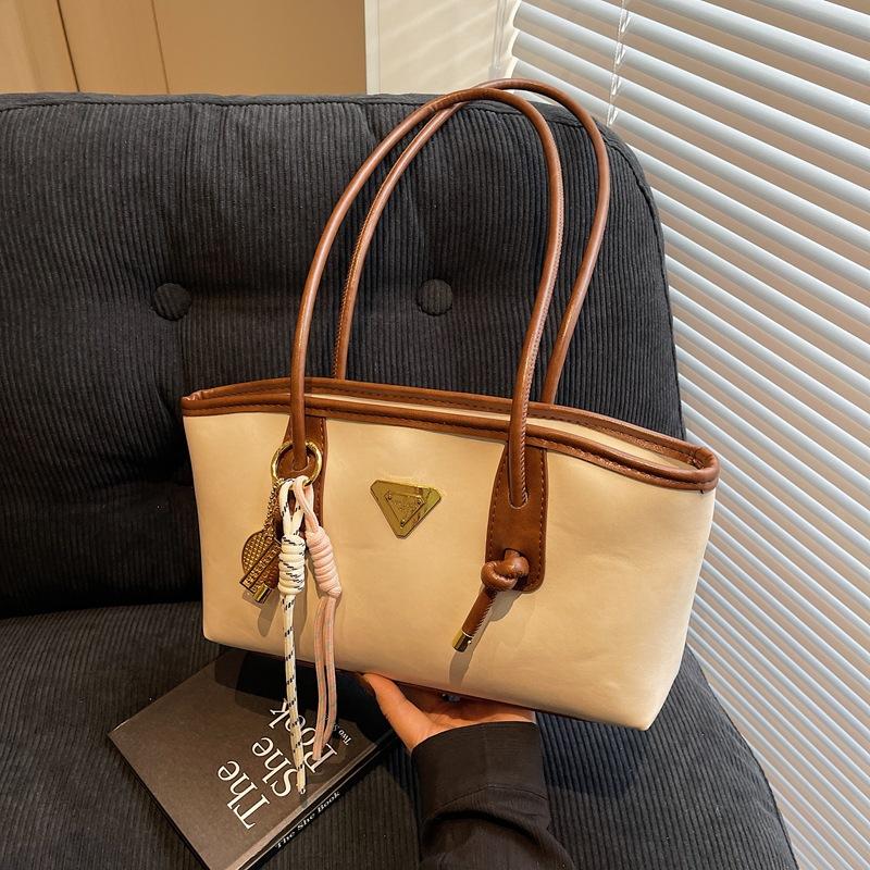 Bag Women's New Fashion Shoulder Bag Versatile Large Capacity Commuter Bag