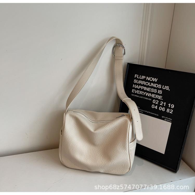 Underarm bag 2025 new fashion trendy shoulder bag women's large capacity solid color casual work commuter bag messenger bag