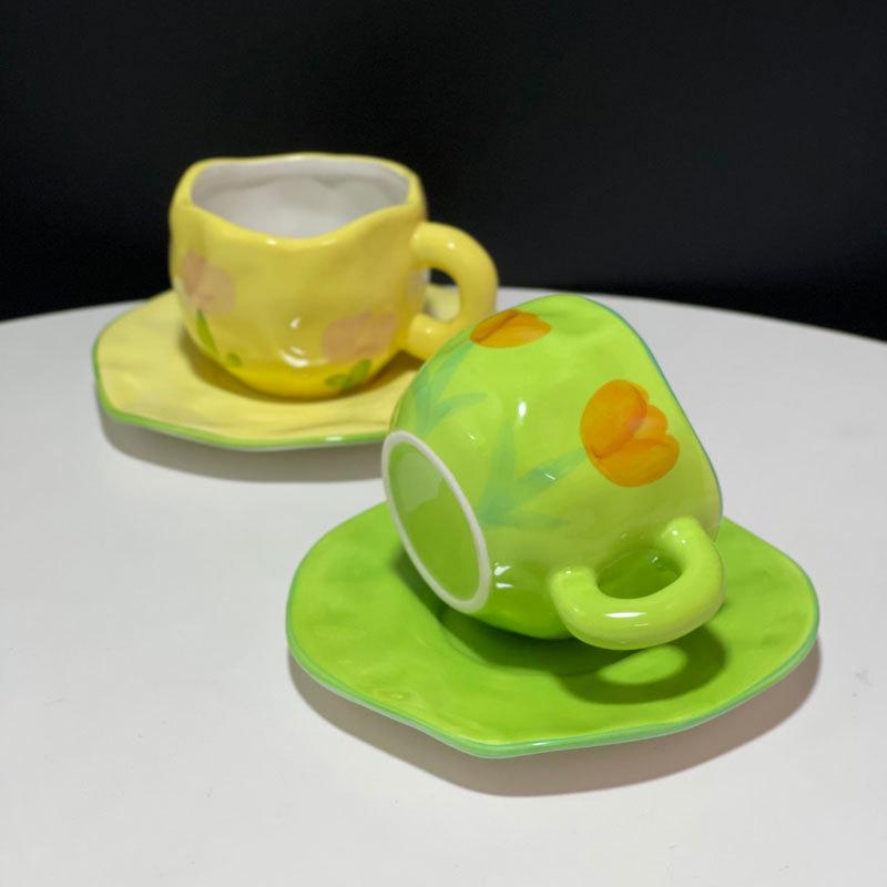 Small Fresh Hand-Squeezed Irregular Yellow Green Tulip Cup And Saucer Hand-Painted Ceramic Coffee Cup And Saucer Set As A Gift