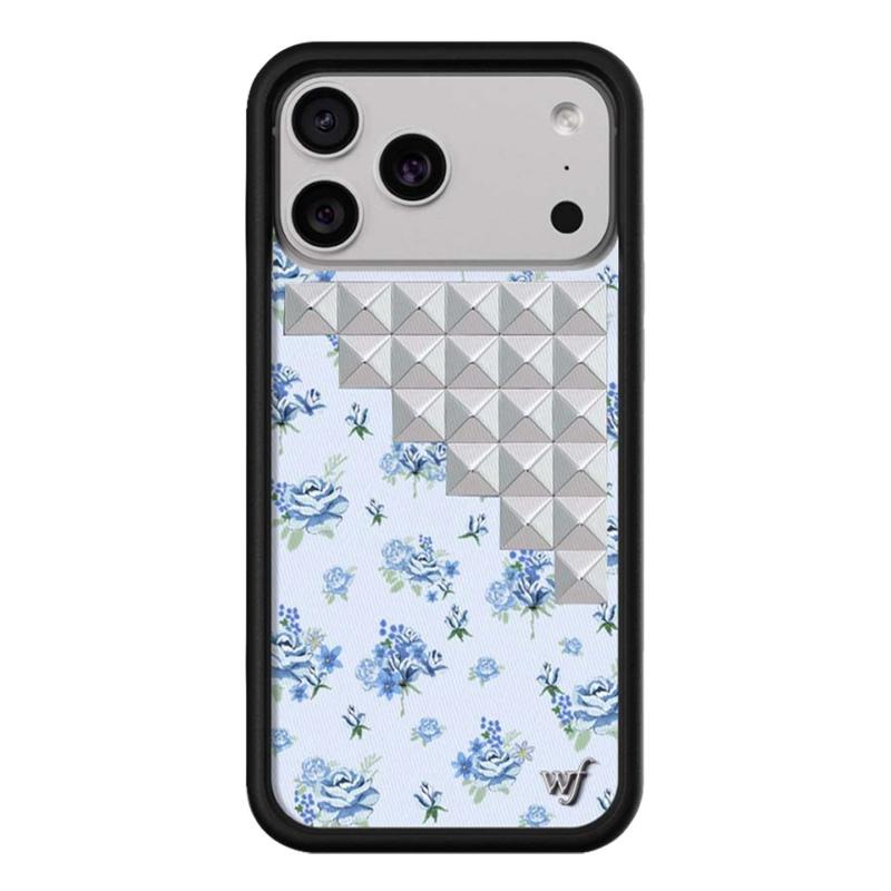 Nieuwe Wildebloem 3D zilveren massieve klinknagel luipaard Telefoonhoesje Voor iPhone 15 13 12 14 17 16 Pro Max Plus mode bloem klinknagel wf Cover For iPhone 17Pro Max