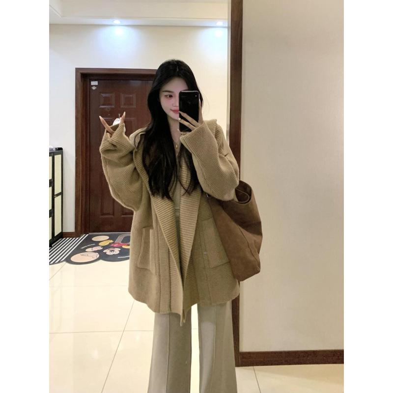 Women's Cozy Knit Cardigan: Autumn/Winter, Versatile, Mid-Length, Warm, Stylish Sweater Coat