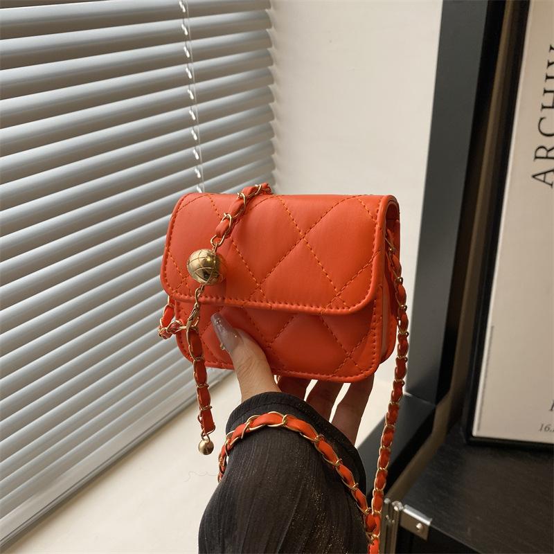 Rhombus Retro Chain Early Autumn New Fashion Trend Solid Color Fashion Shoulder Crossbody Small Square Bag