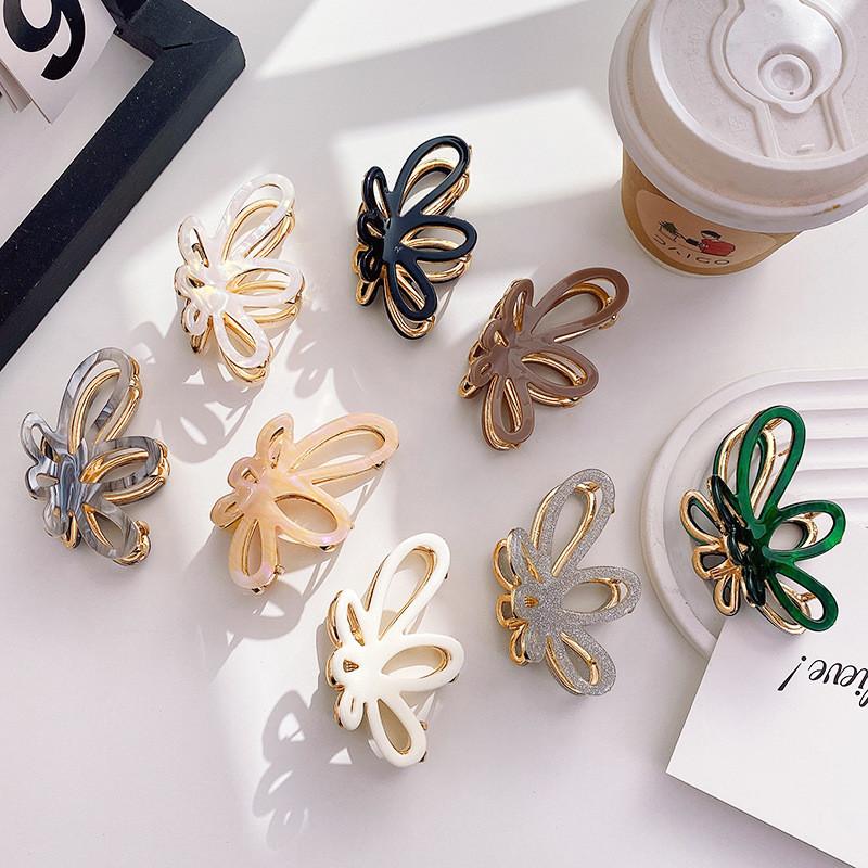 Elegant Butterfly Design Hair Claw For Women In Various Stylish Colors And Sizes