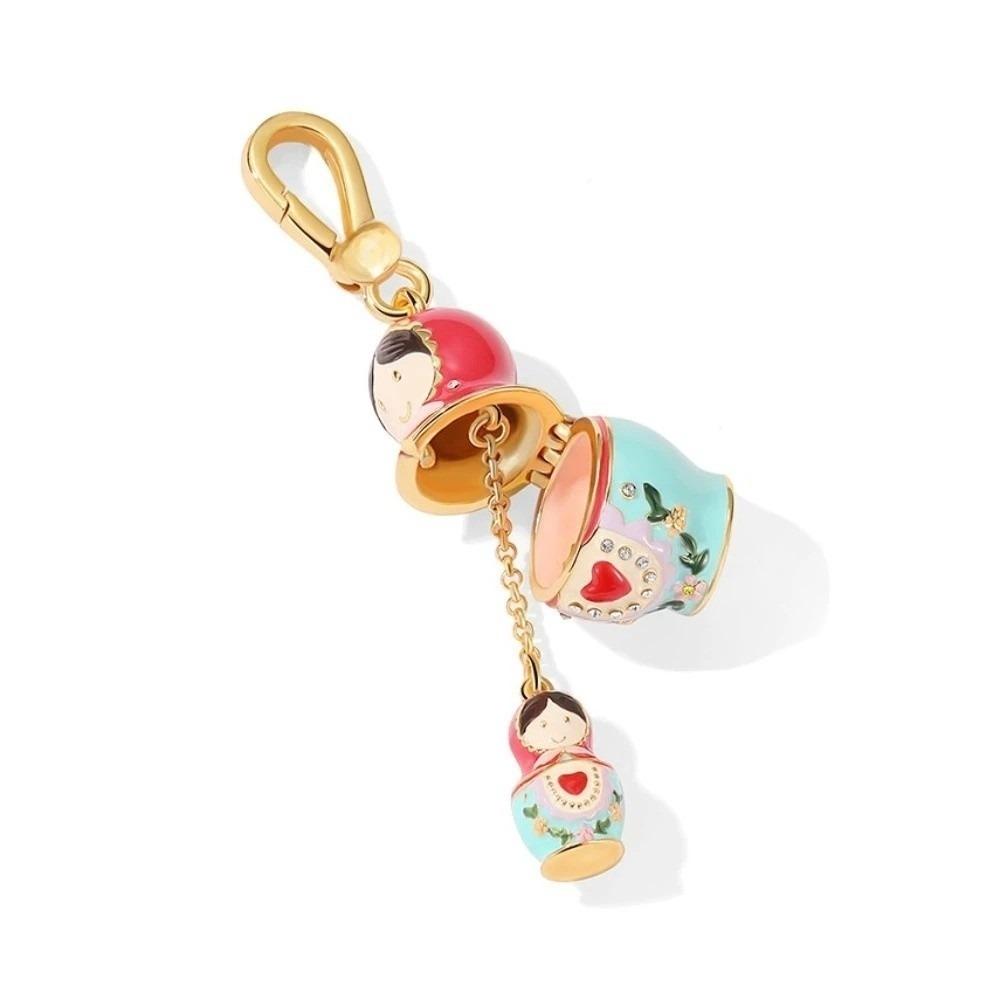 

Vintage Matryoshka Doll Necklace Heart Clavicle Chain Openable and Closable Keychain Festival Gift Keychain