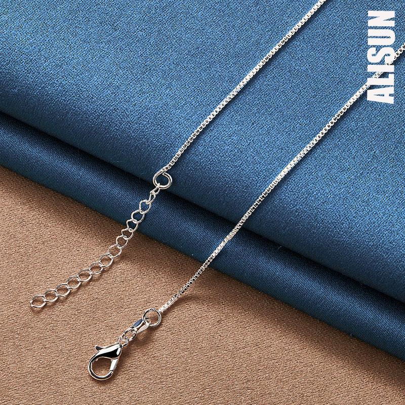 925 Sterling Silver Diamond Necklace Fashionable Wedding Jewelry