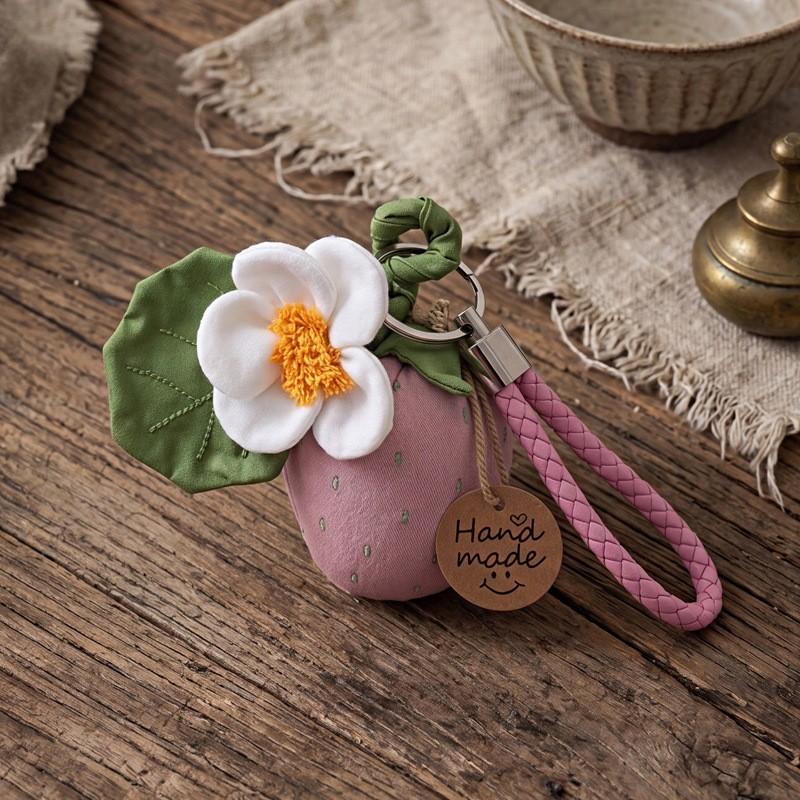 Apple And Pear Plush Keychain With Polyester Material For Cute Gift And Decoration