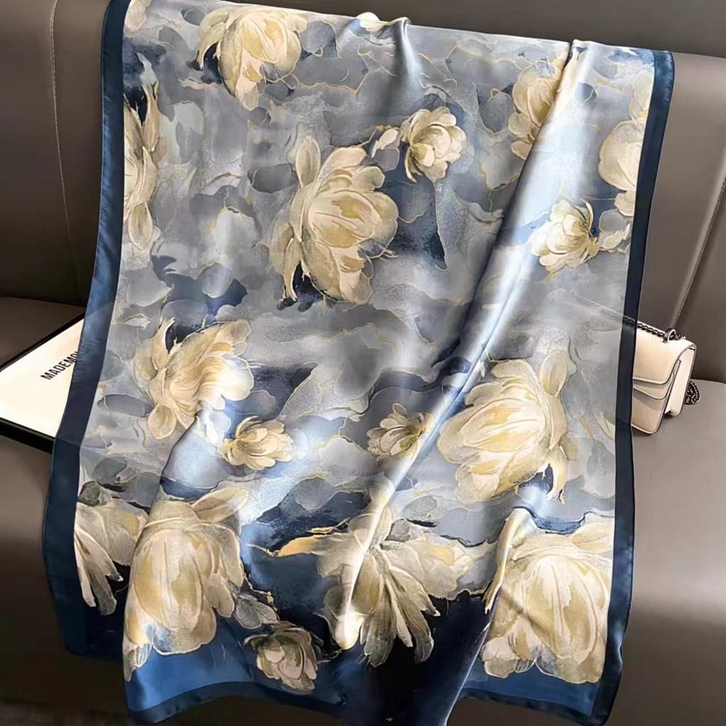 New silk scarf female fashion thin section temperament sunscreen sarong beach towel scarf scarf sarong