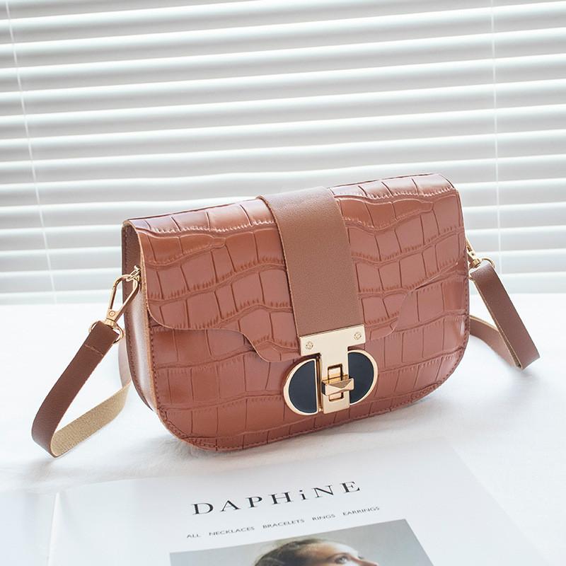 

Fashionable Crocodile Pattern Shell Shape Ladies Shoulder Bag 2022 коричневий