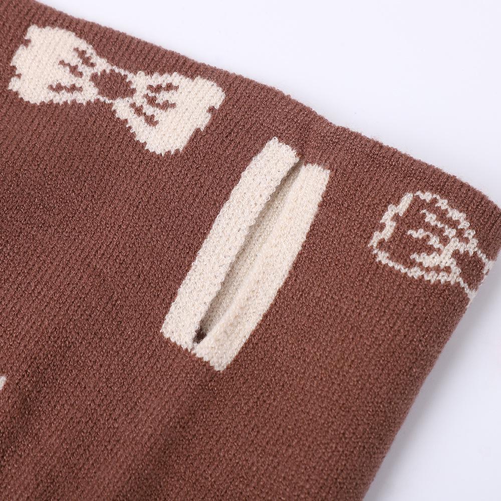 Knitted Jacquard Wool Face Mask: Warm, Versatile Neck Protector and Scarf for Autumn/Winter, Dustproof and Windproof for Outdoor Cycling.