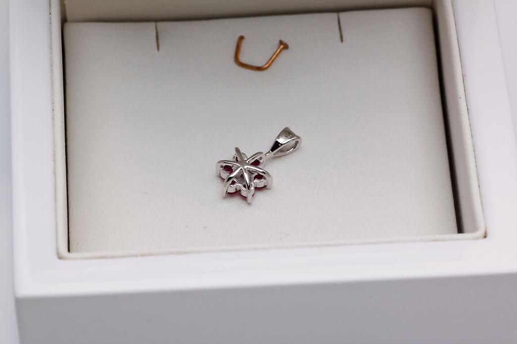 Beautiful White Gold Pendant with Diamond and Rubies