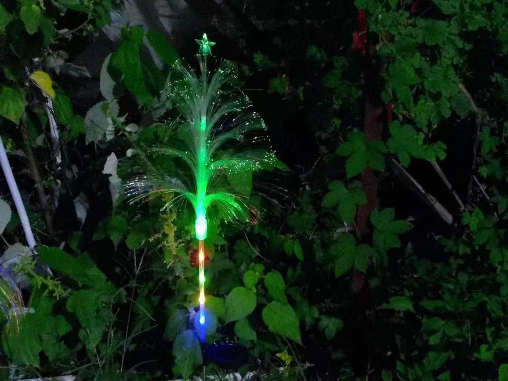 Color-Changing Solar Fiber Optic Jellyfish Lights for Outdoor Courtyard