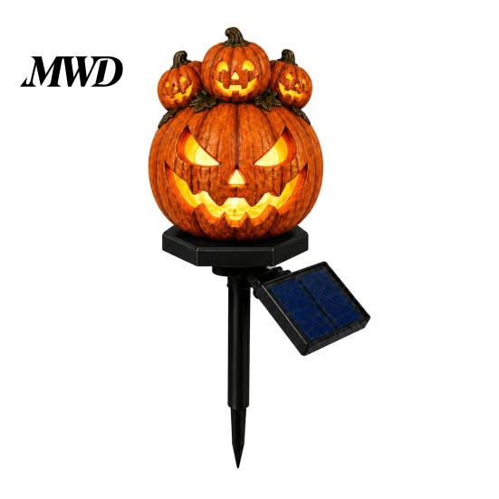 Auto on Off Light Solar Halloween Pumpkin Garden Stake Light, Waterproof Resin LED Outdoor Festival Decor Lantern, Spooky Yard Lighting for Patio Lawn