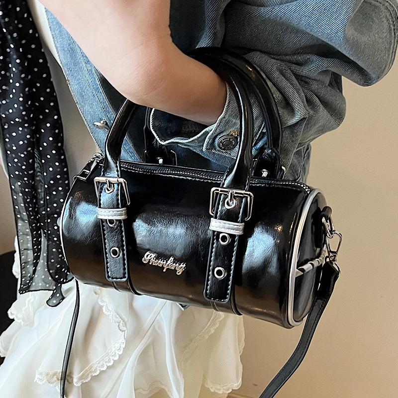 Trend niche design personalized Spice Girl style portable cylinder bag Korean commuter versatile foreign style messenger women's bag