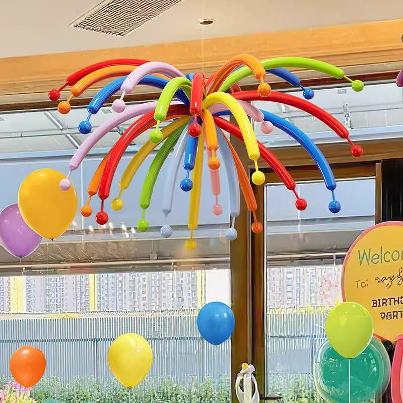 Dopaminfarbene Feuerwerksförmige Lange Ballons für Kreative Geburtstagsfeiern und Dekorationen