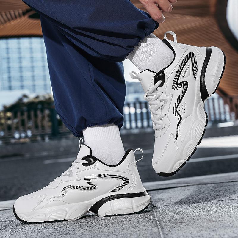 Men's outdoor breathable casual sneakers four seasons light soft-sole speed running shoes fashion students racing sports shoes