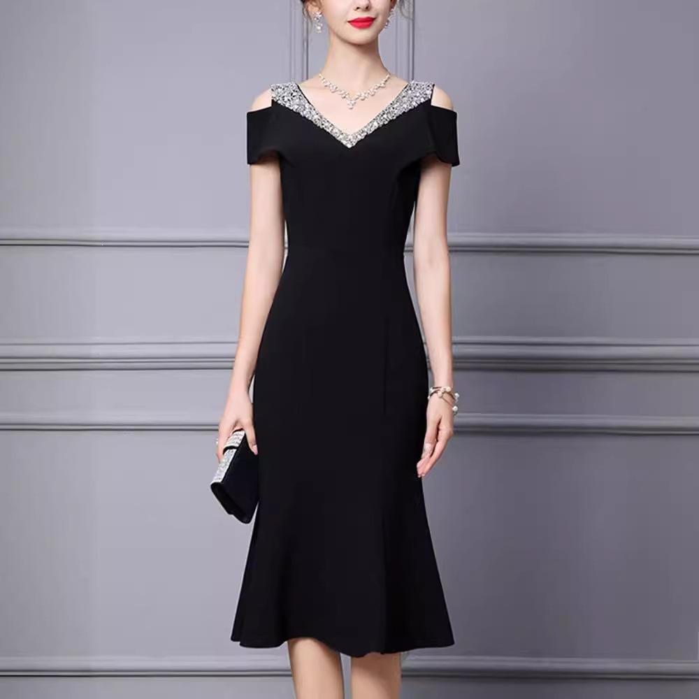 Light Luxury High-end Small Dress Dress 1011 New Thin Off-the-shoulder Fishtail Dress Host Birthday Party Dress