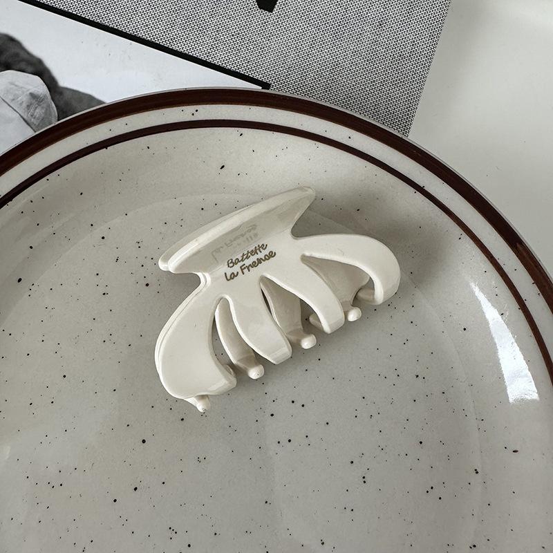 

Корейский Новый Дизайн 6СМ Маленький Однотонный Тыква Овальный Захват для Волос Ретро Ацетатный Зажим Акула Аксессуары для Волос для Женщин Девушек Hair Claws