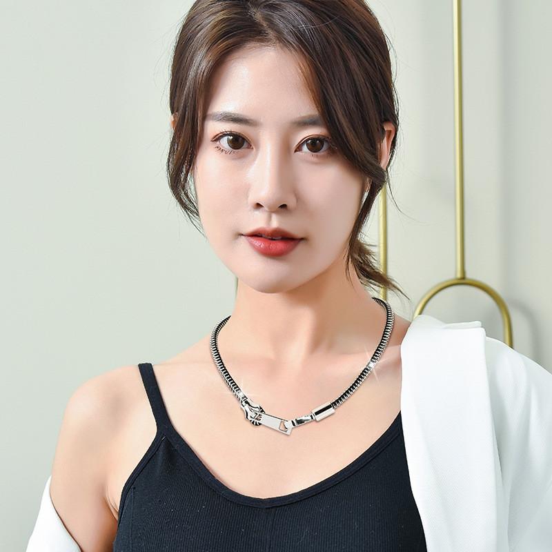Elegant 18k Gold And Silver Zipper Lockbone Necklace For Couples Trendy And Minimalistic Design