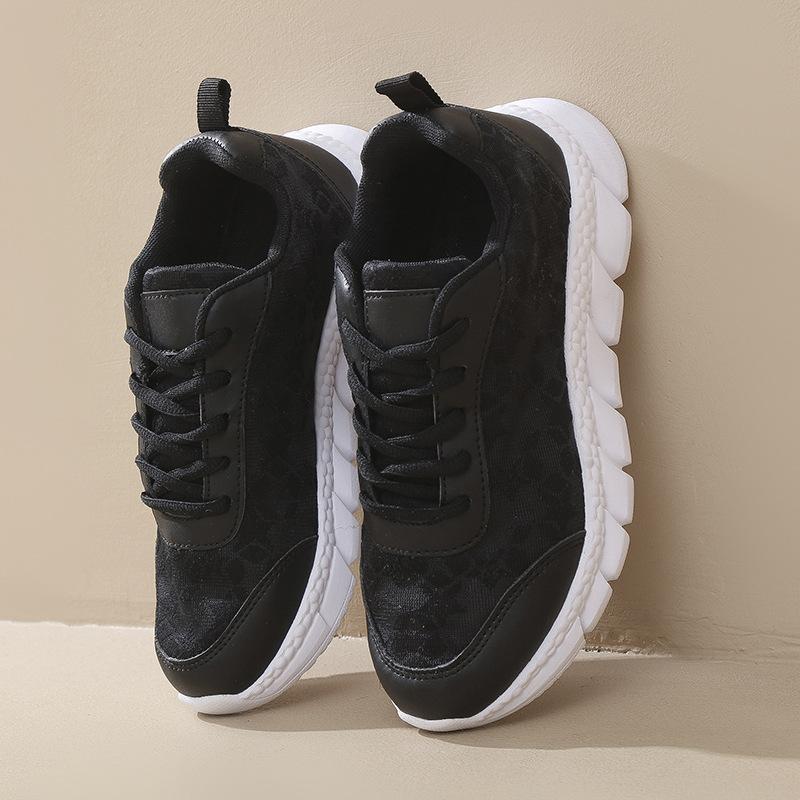 

Маленькие белые туфли модные универсальные дышащие туфли на одной педали легкие дышащие повседневные туфли для бега спортивные туфли для скейтборда 44 чёрный