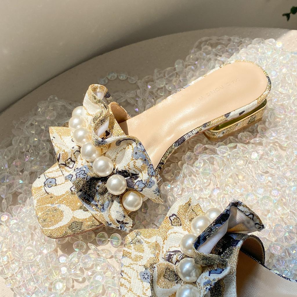 French pearl slippers female 2024 new fashion temperament casual drag fairy style fashion beach drag