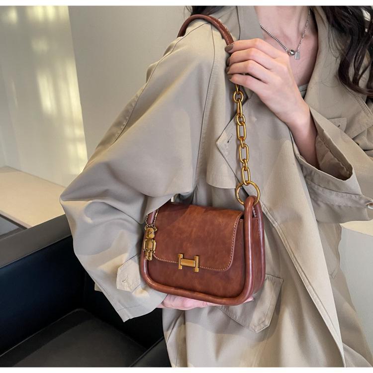 Women's Retro Maillard Bag: 2024 Autumn/Winter High-End Versatile Shoulder Bag