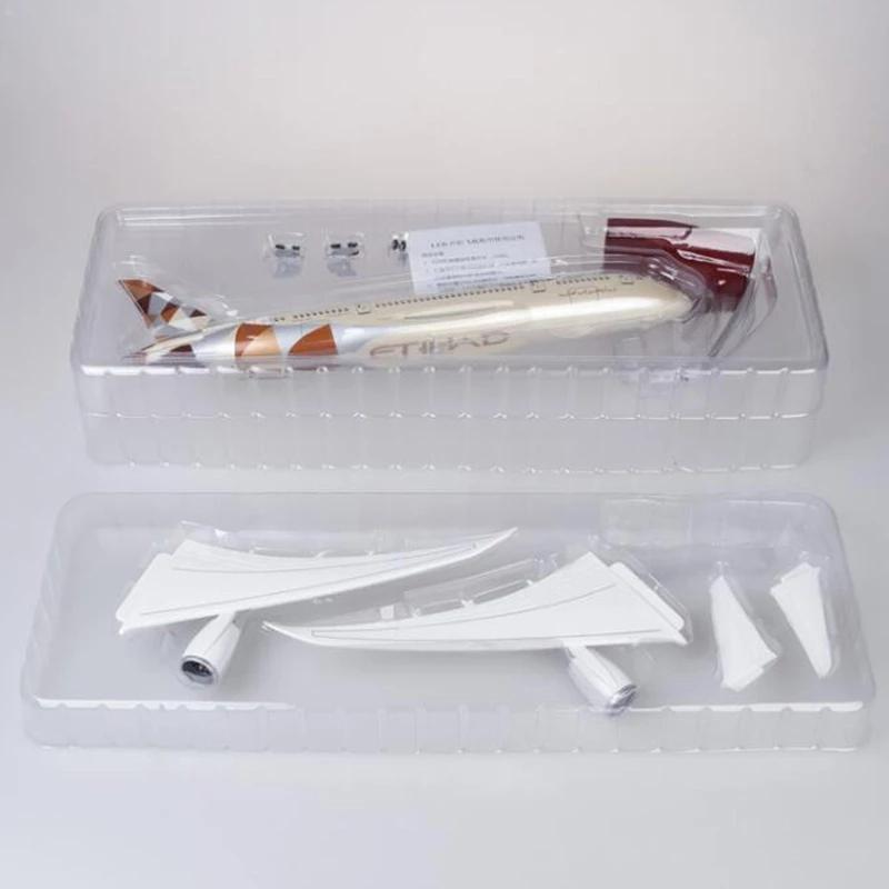 43CM 1/130 Model Airplane B787 Dreamliner Etihad Airline Aircraft Model Light Plane Adult Gifts Display Home Decor Accessories