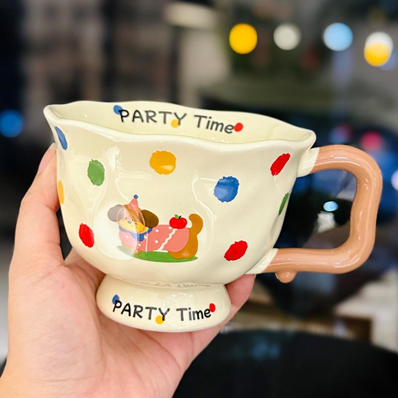 Cute Cute Pet Ceramic Mug Creative Polka Dot Hand-Squeezed Goblet Personalized Office Coffee Cup Souvenir