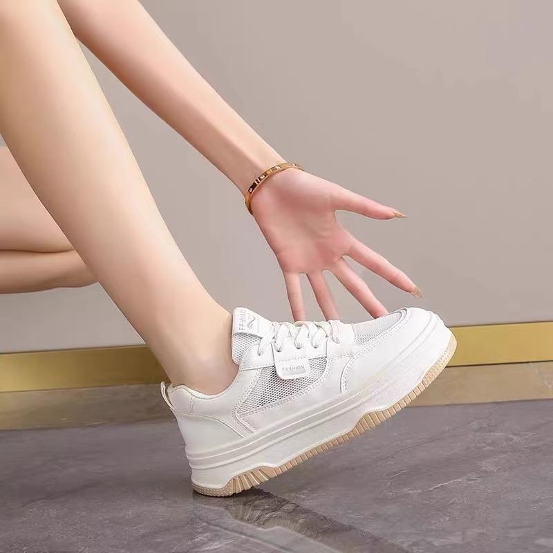 Platform white shoes women's versatile spring and autumn muffin 2025 summer breathable mesh new popular casual sports board shoes