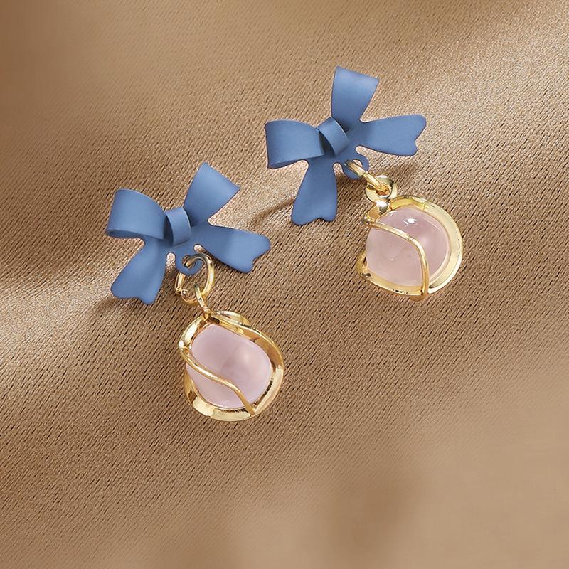 Elegant Silver Needle Diamond Bow Earrings - Luxurious, High-Quality Fashion for Women