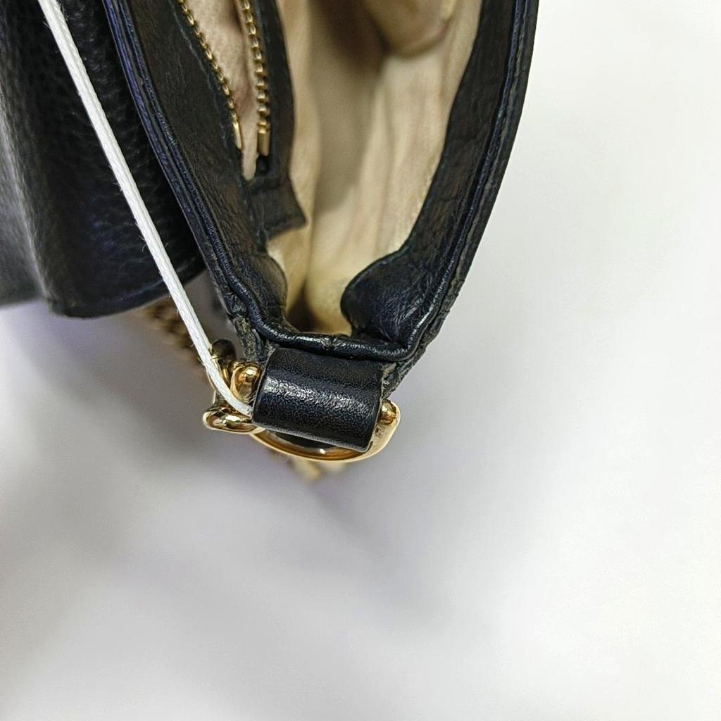 [Pre-Owned] Impressed Logo Chain Tassel Leather Crossbody Shoulder Bag - Fair #9BICUA