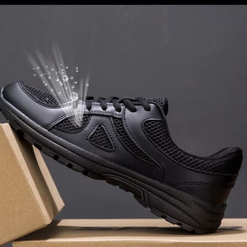 

2025 spring and summer couples new new physical training shoes breathable black men s and women s labor insurance shoes hiking hiking hiking shoes 36